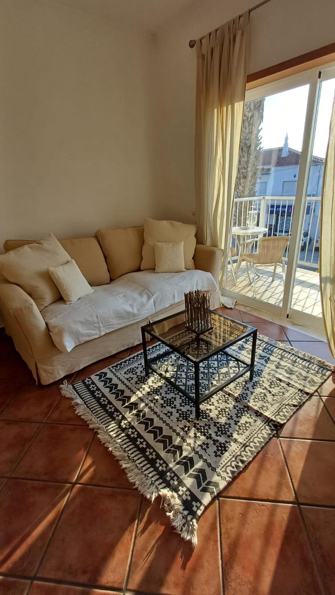 Holidays In - Algarve Apartment